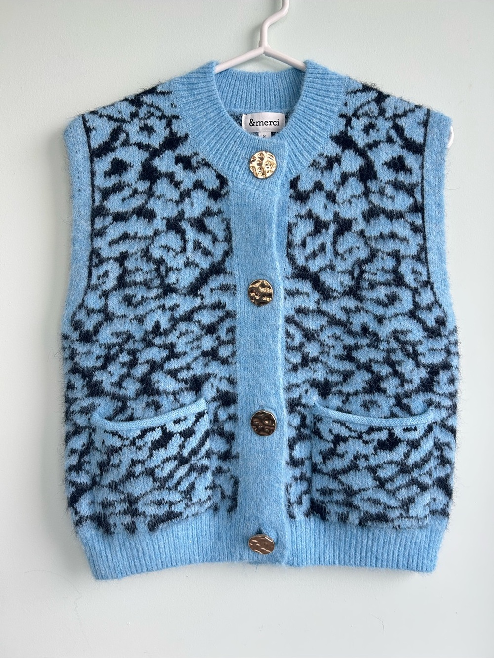 &merci Blue Patterned Fuzzy Knit Vest with Gold Buttons small